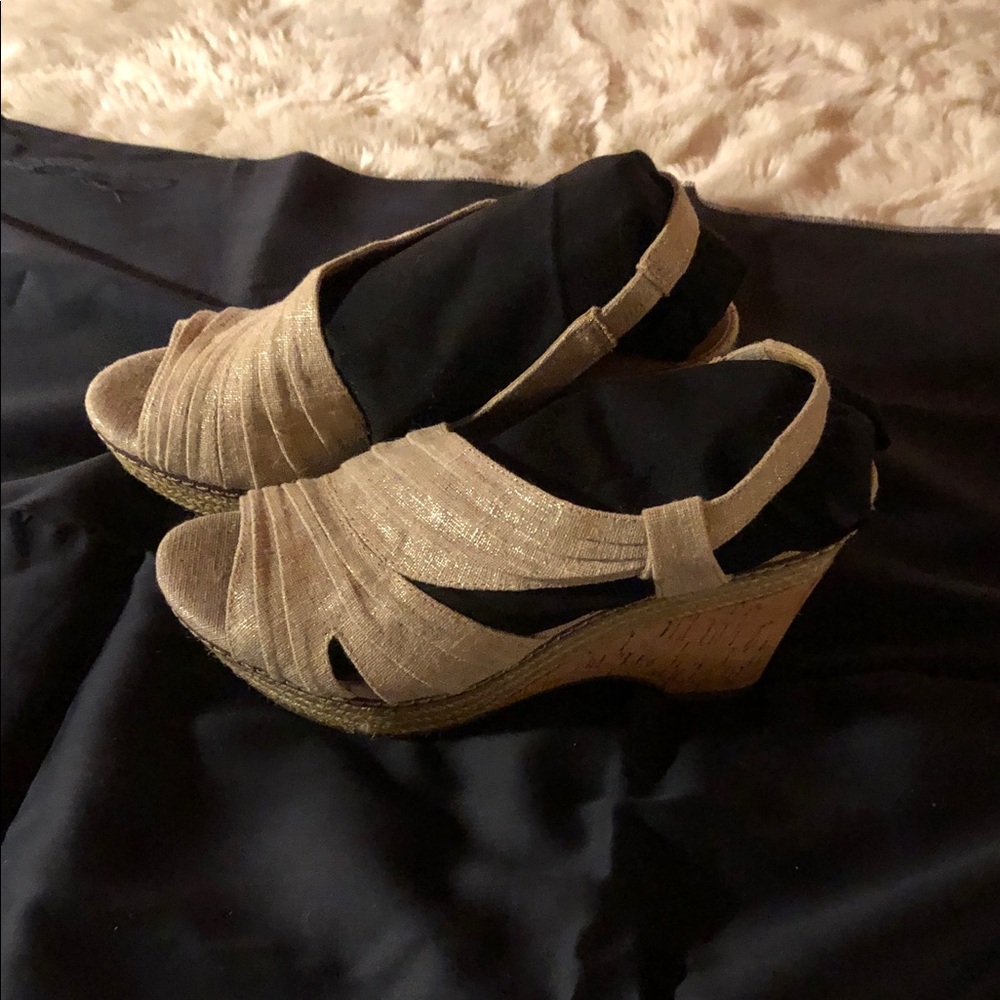 Naturalizer Tan Wedge Sandals
